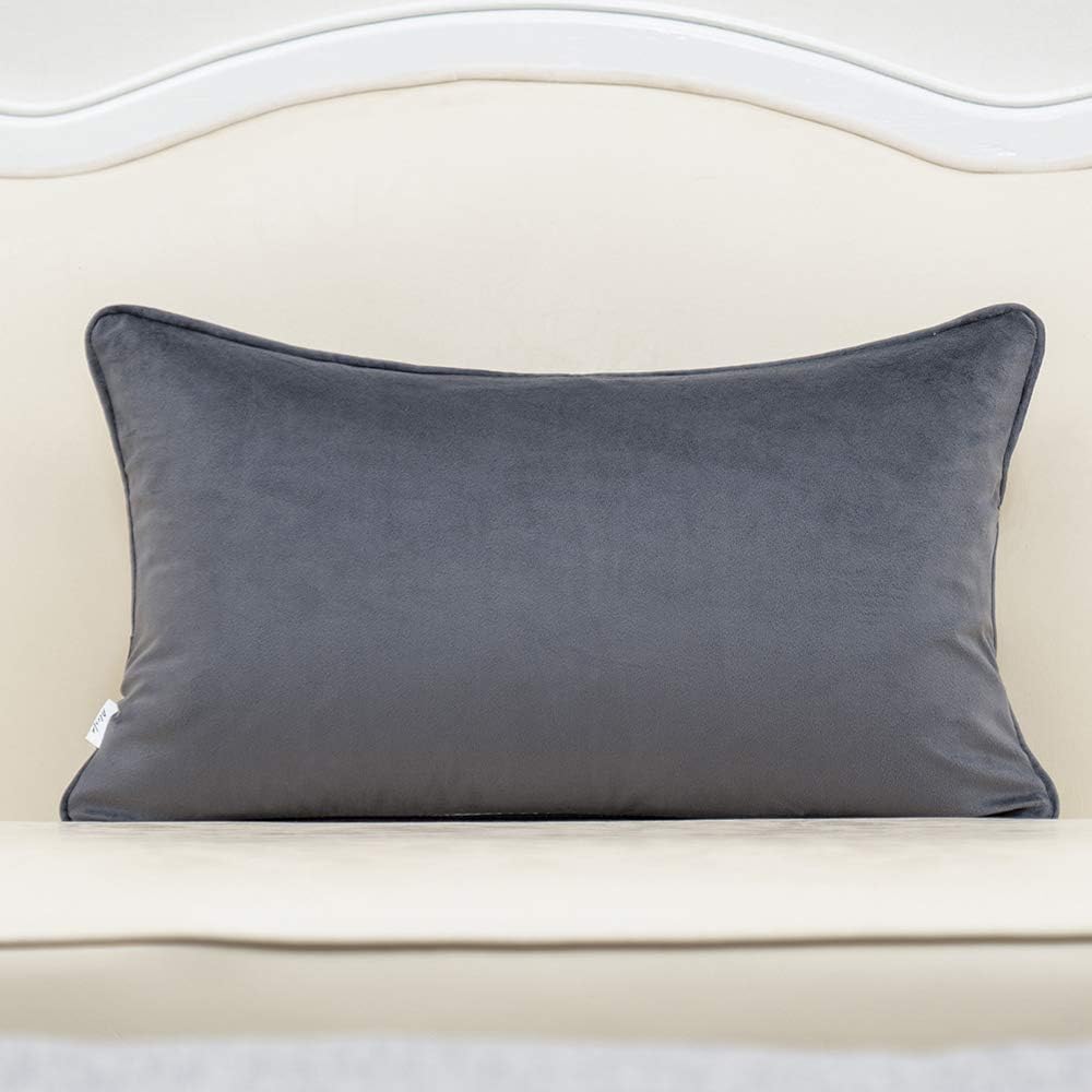 Maple Leaf Embroidered Silver-Gray Pillowcase - Image 2